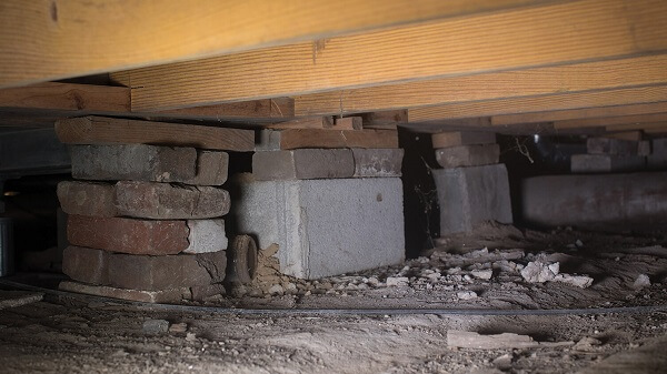 Crawl space columns improperly spaced